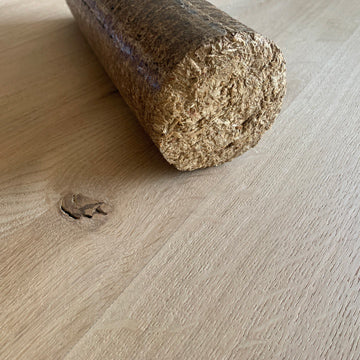 Buche compressée PREMIUM à haut rendement sous carton - SimplyBuche JOUR